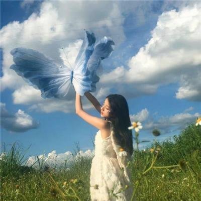 直播间直击：名导之孙出道颜值引争议，短时间内最新进展